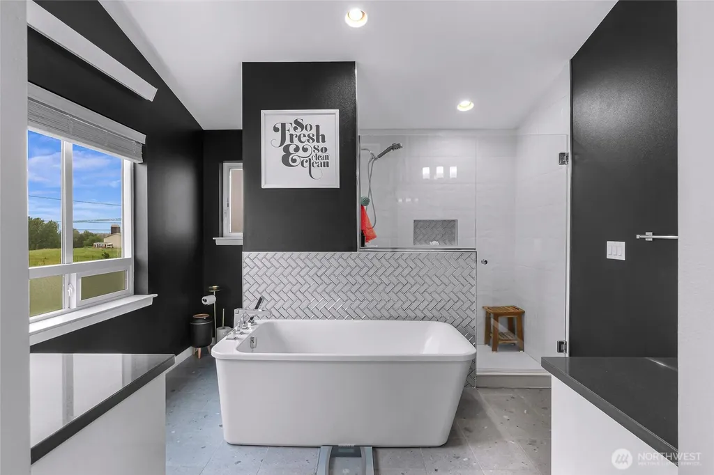 983 Sunseeker Lane Bellingham WA 98226