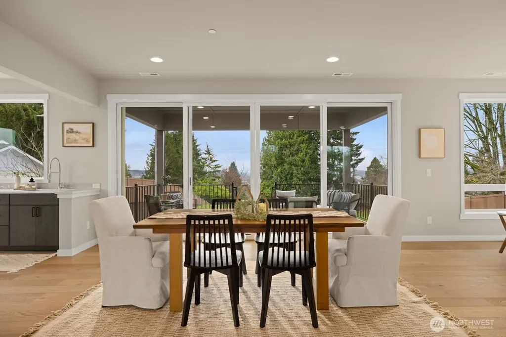 7853 S 132 Street Seattle WA 98178