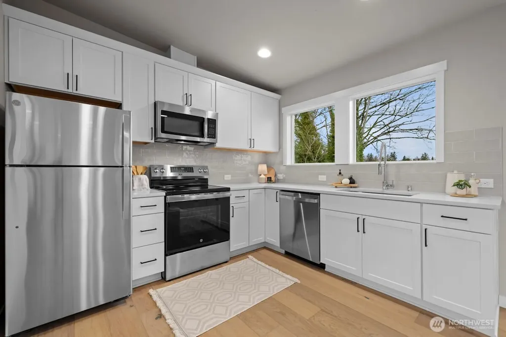 7853 S 132 Street Seattle WA 98178