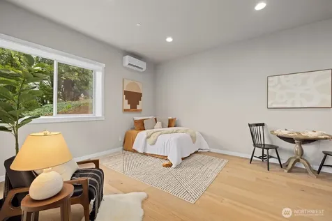 7853 S 132 Street Seattle WA 98178