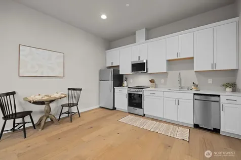 7853 S 132 Street Seattle WA 98178