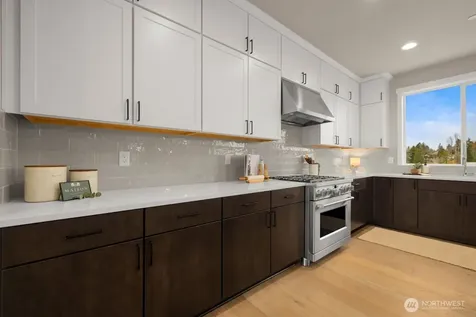 7853 S 132 Street Seattle WA 98178
