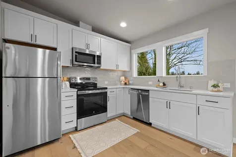 7853 S 132 Street Seattle WA 98178