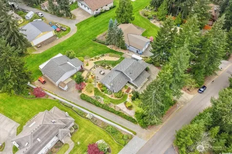17649 SE 297th Place Kent WA 98042