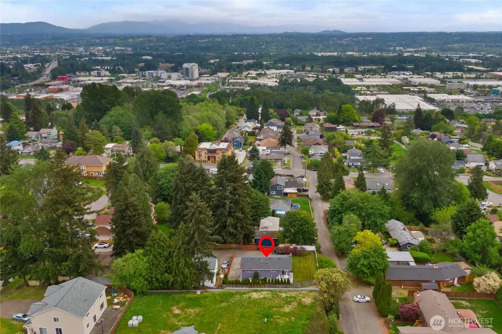 4829 S 166th Street Seatac WA 98188