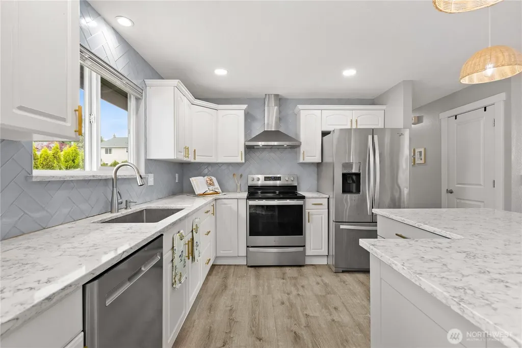 4829 S 166th Street Seatac WA 98188