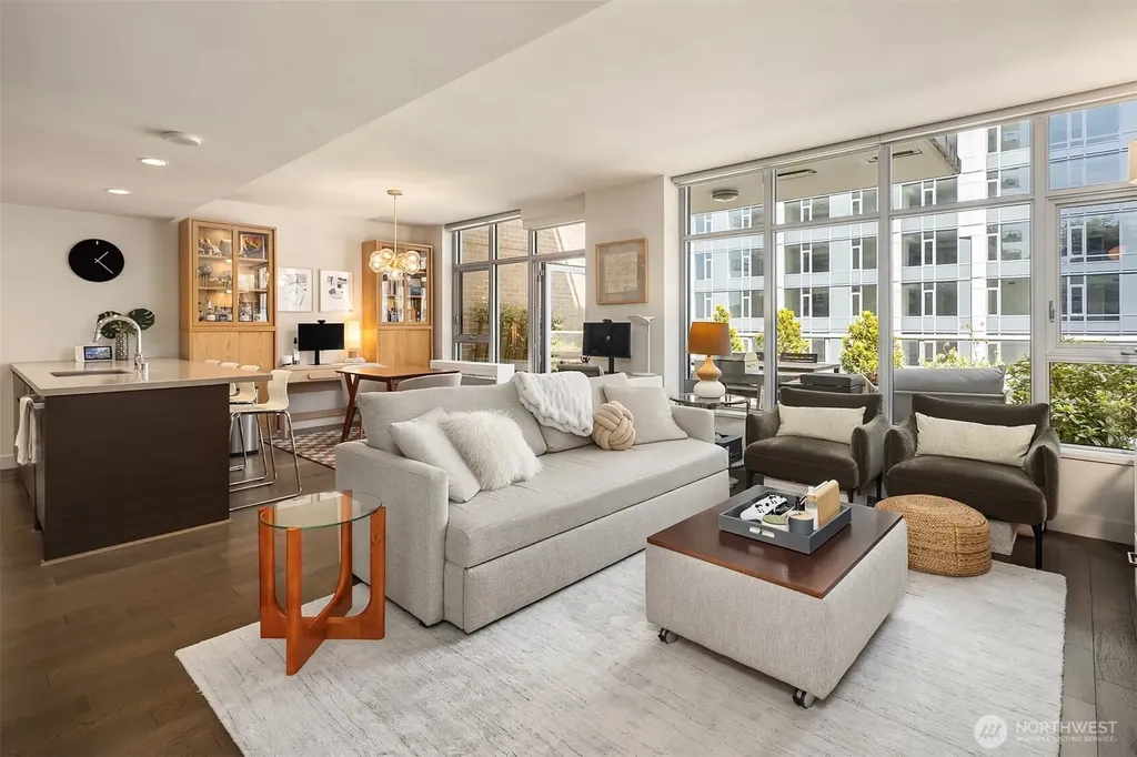 583 Battery Street Seattle WA 98121