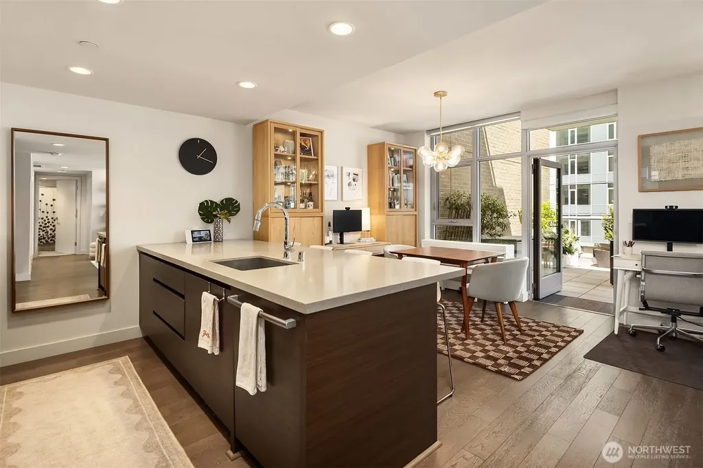583 Battery Street Seattle WA 98121