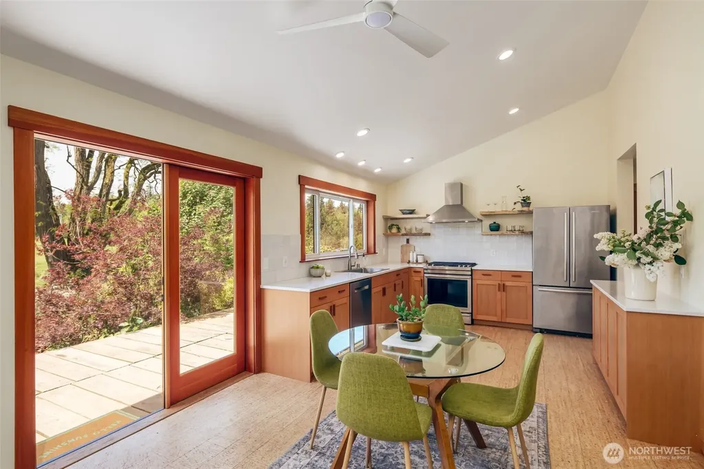 5862 Noon Road Bellingham WA 98226