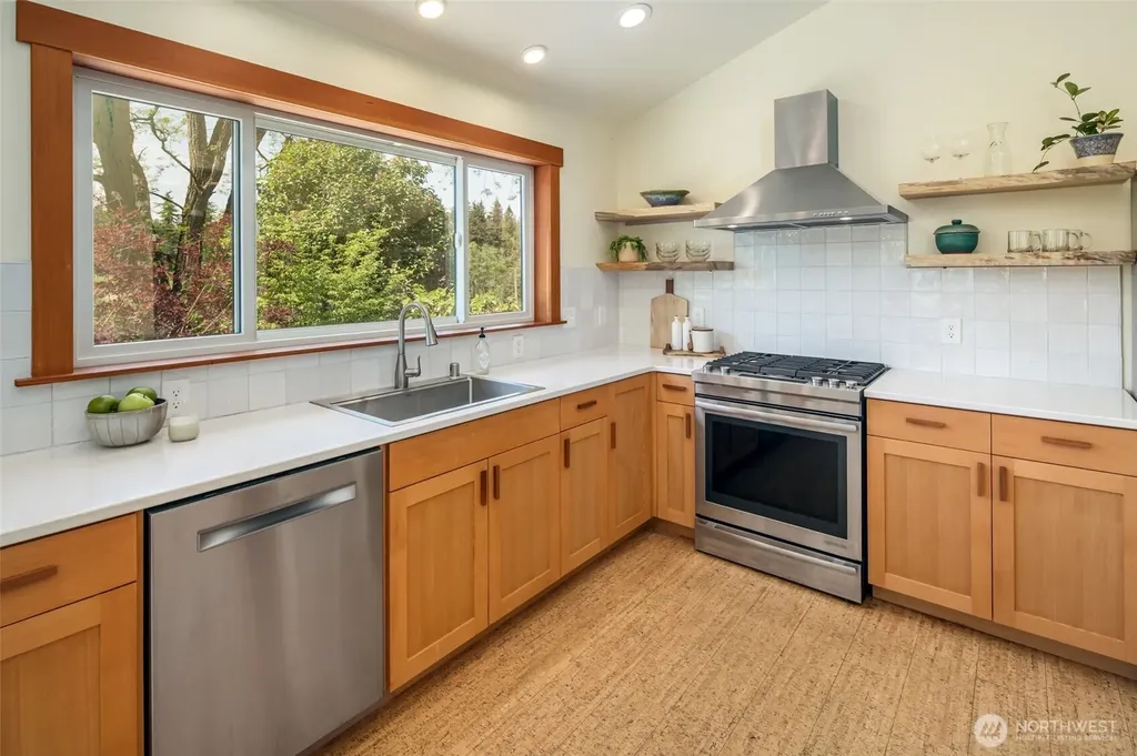 5862 Noon Road Bellingham WA 98226