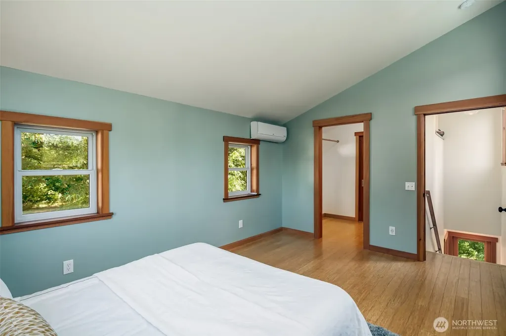 5862 Noon Road Bellingham WA 98226
