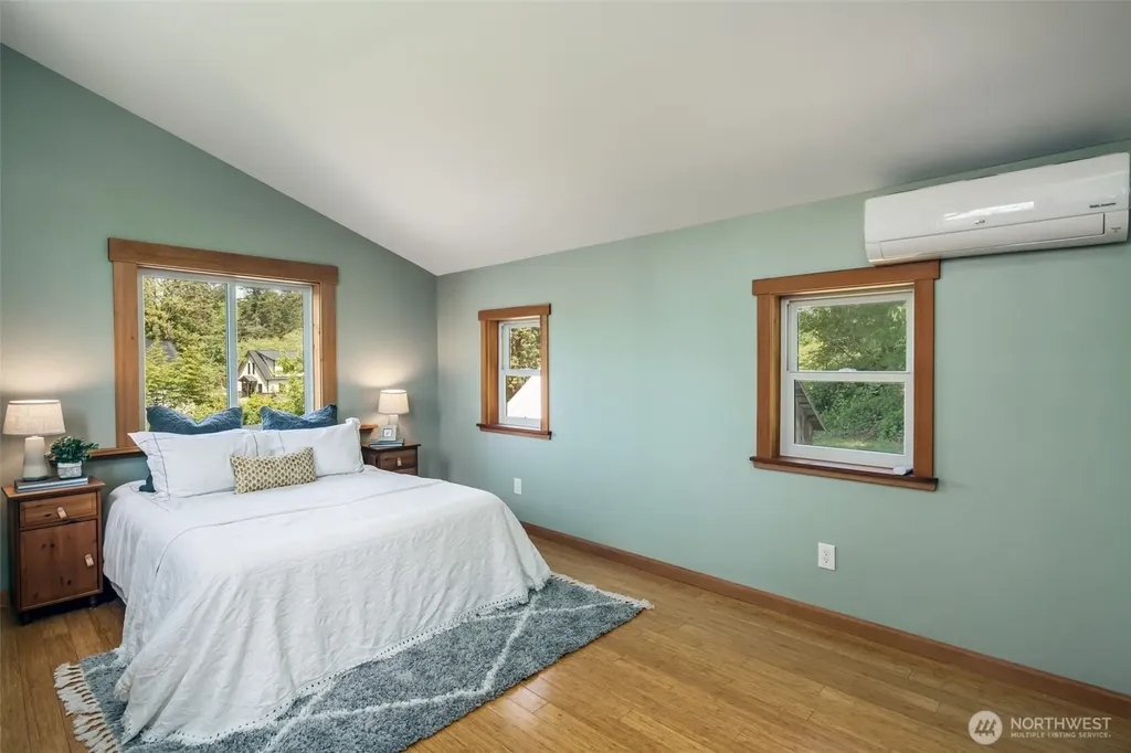5862 Noon Road Bellingham WA 98226