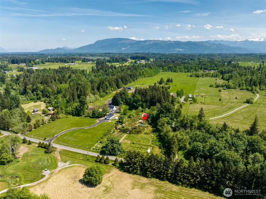 5862 Noon Road Bellingham WA 98226