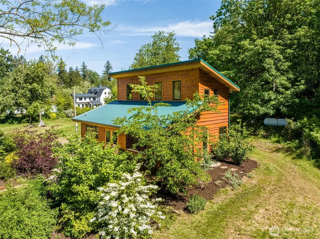 5862 Noon Road Bellingham WA 98226