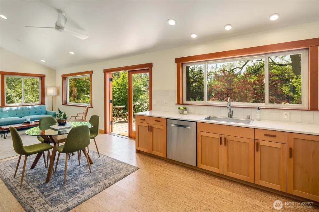 5862 Noon Road Bellingham WA 98226