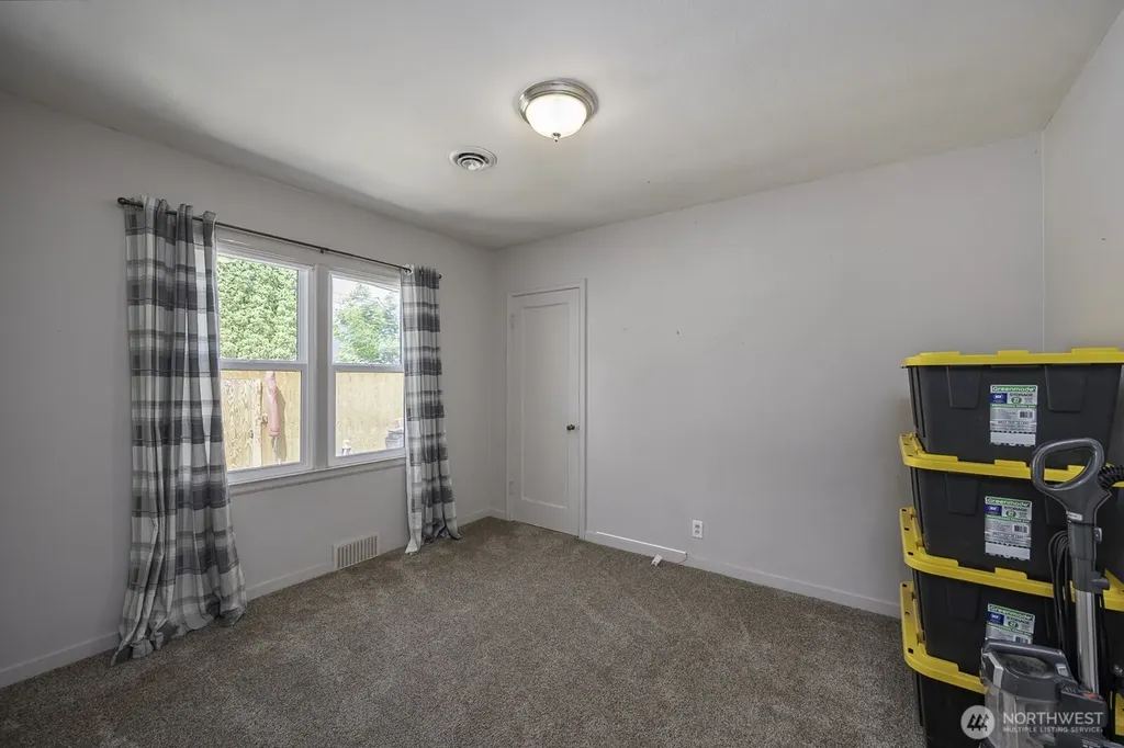 1017 SW C Street Ephrata WA 98823