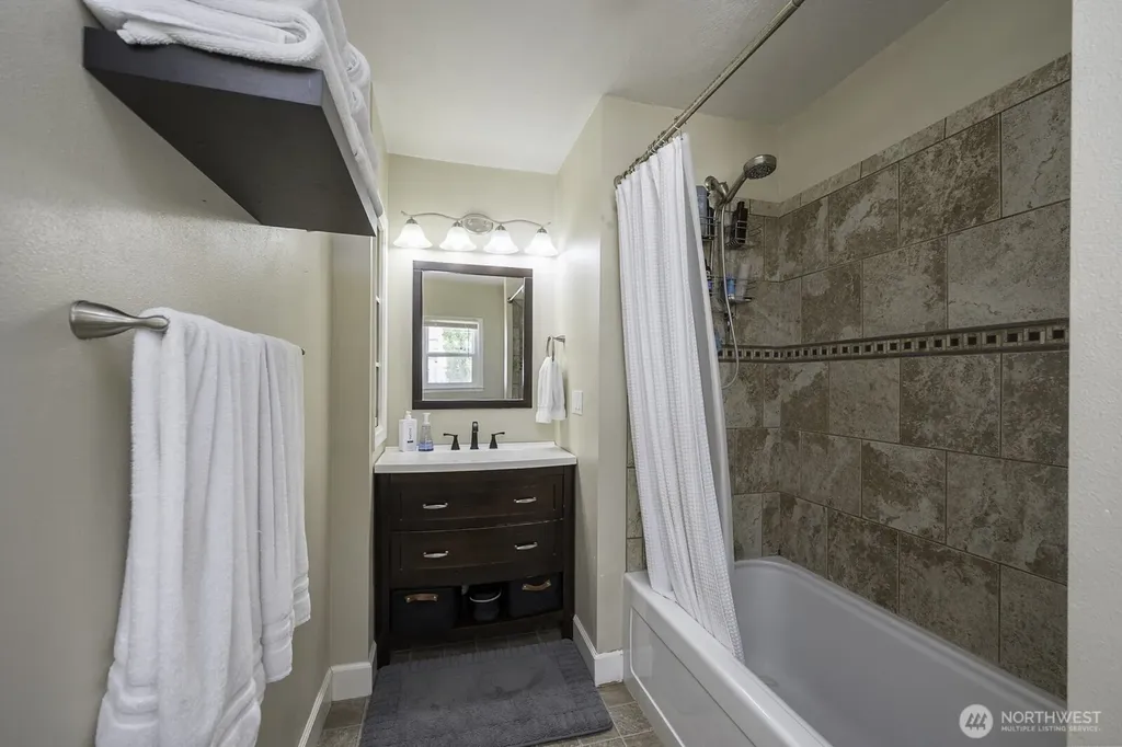 1017 SW C Street Ephrata WA 98823
