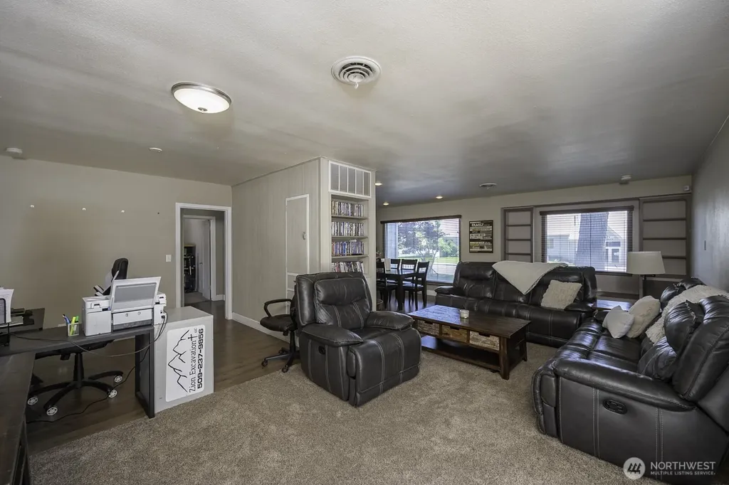 1017 SW C Street Ephrata WA 98823