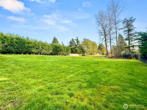 6712 94th Street E Puyallup WA 98371