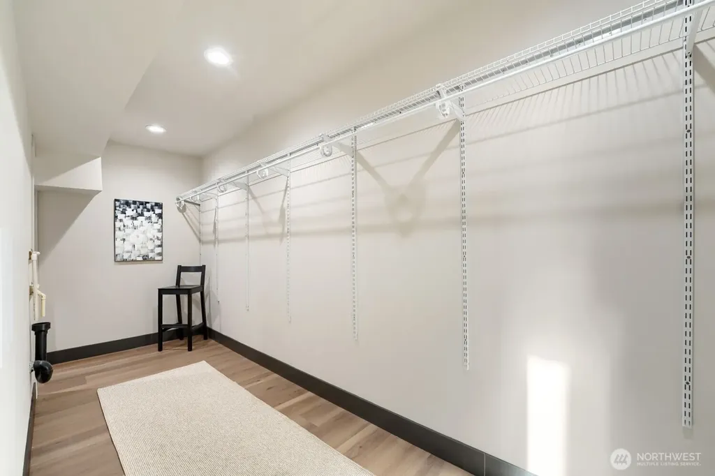 4586 22nd Avenue SW Seattle WA 98106