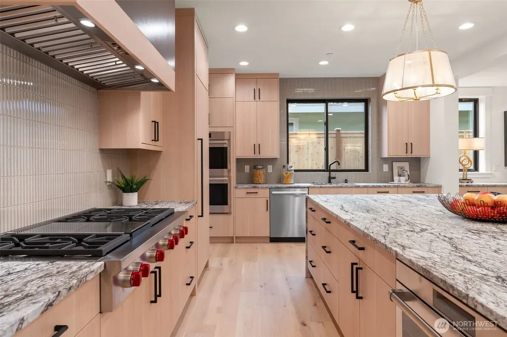 15327 SE 22nd Street Bellevue WA 98008