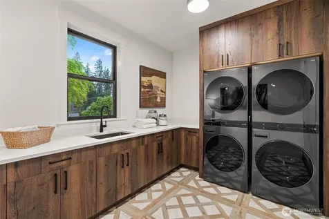 15327 SE 22nd Street Bellevue WA 98008