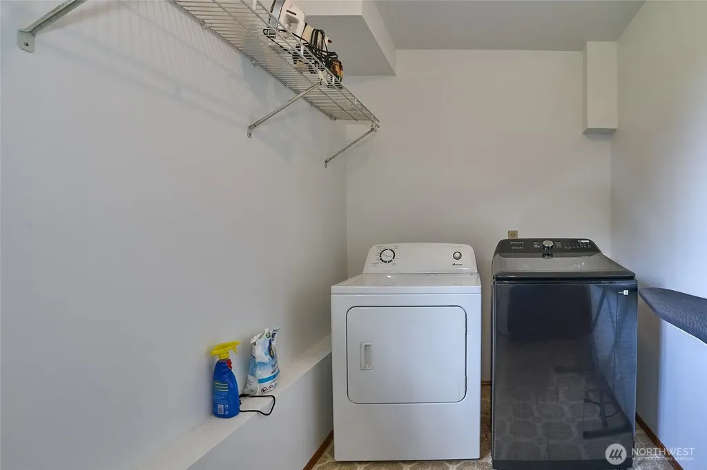 1404 S 290th Place Federal Way WA 98003