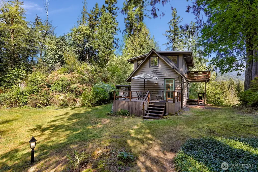 9778 Mt Baker Highway Deming WA 98244