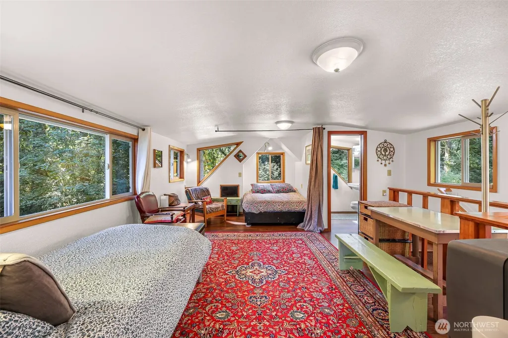 9778 Mt Baker Highway Deming WA 98244