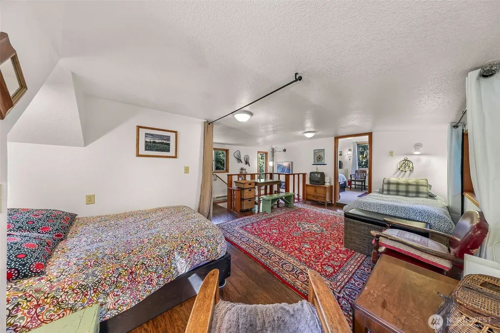 9778 Mt Baker Highway Deming WA 98244