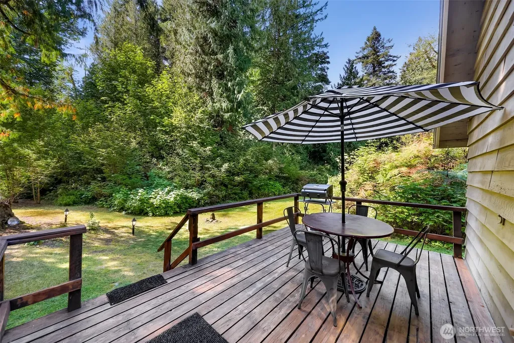 9778 Mt Baker Highway Deming WA 98244
