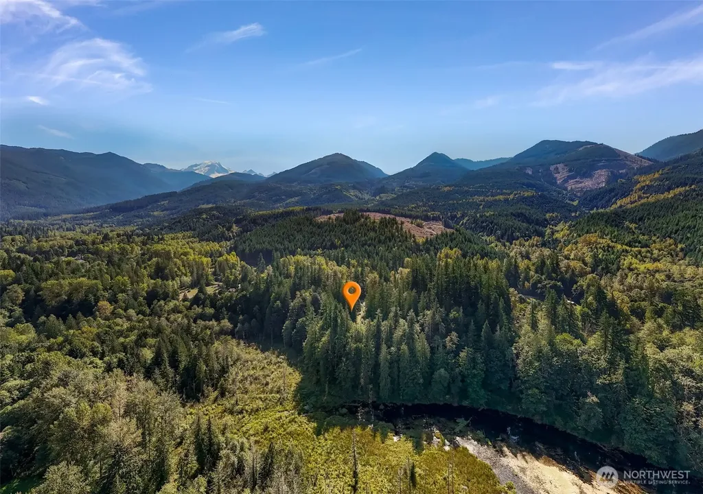 9778 Mt Baker Highway Deming WA 98244