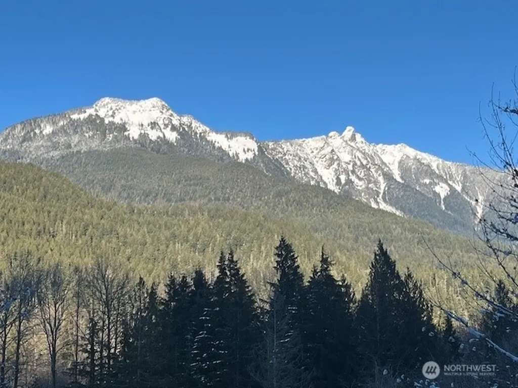 9778 Mt Baker Highway Deming WA 98244