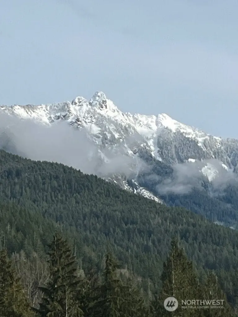 9778 Mt Baker Highway Deming WA 98244