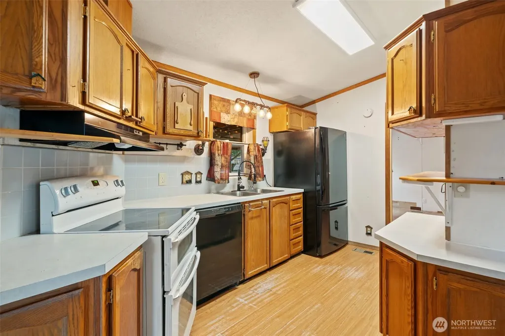 5501 E Agate Road Shelton WA 98584