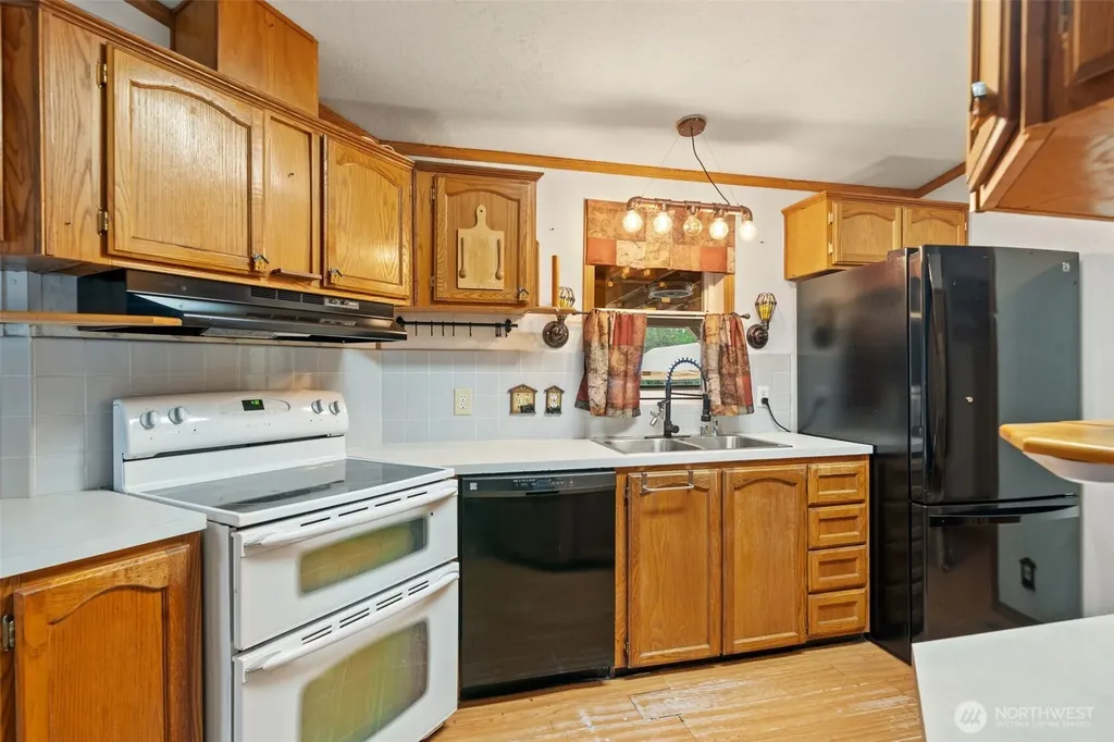 5501 E Agate Road Shelton WA 98584