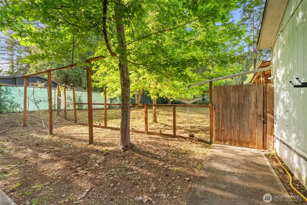 5501 E Agate Road Shelton WA 98584