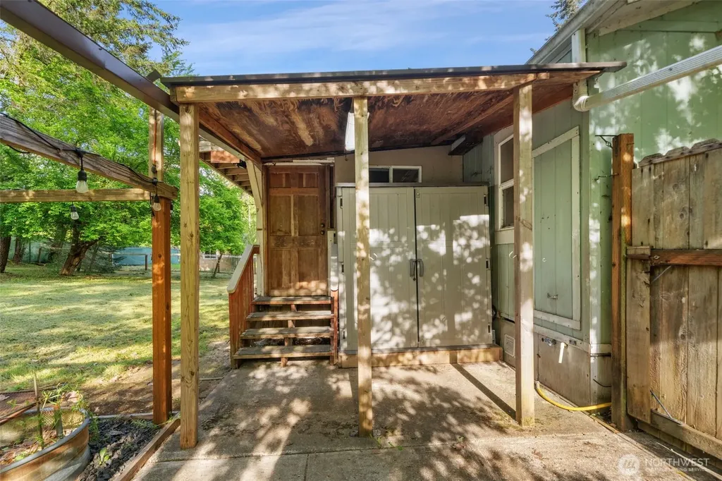 5501 E Agate Road Shelton WA 98584