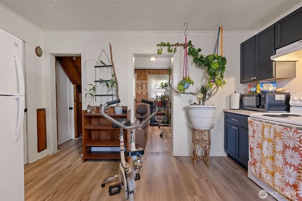 1218 Cedar Street Raymond WA 98577