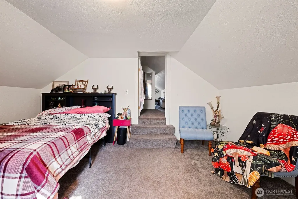 1218 Cedar Street Raymond WA 98577