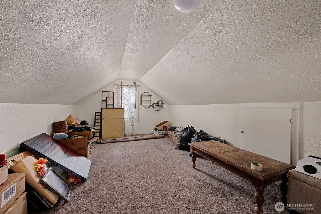 1218 Cedar Street Raymond WA 98577