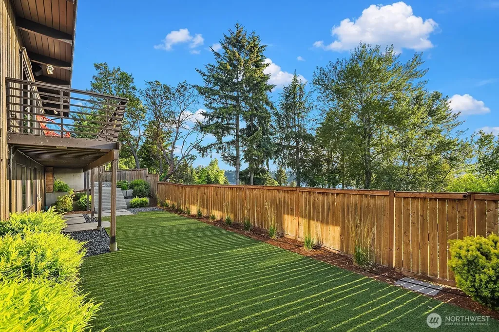15717 62nd Avenue NE Kenmore WA 98028