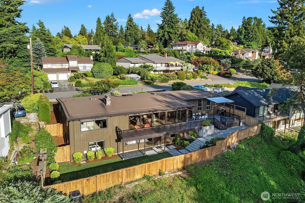 15717 62nd Avenue NE Kenmore WA 98028