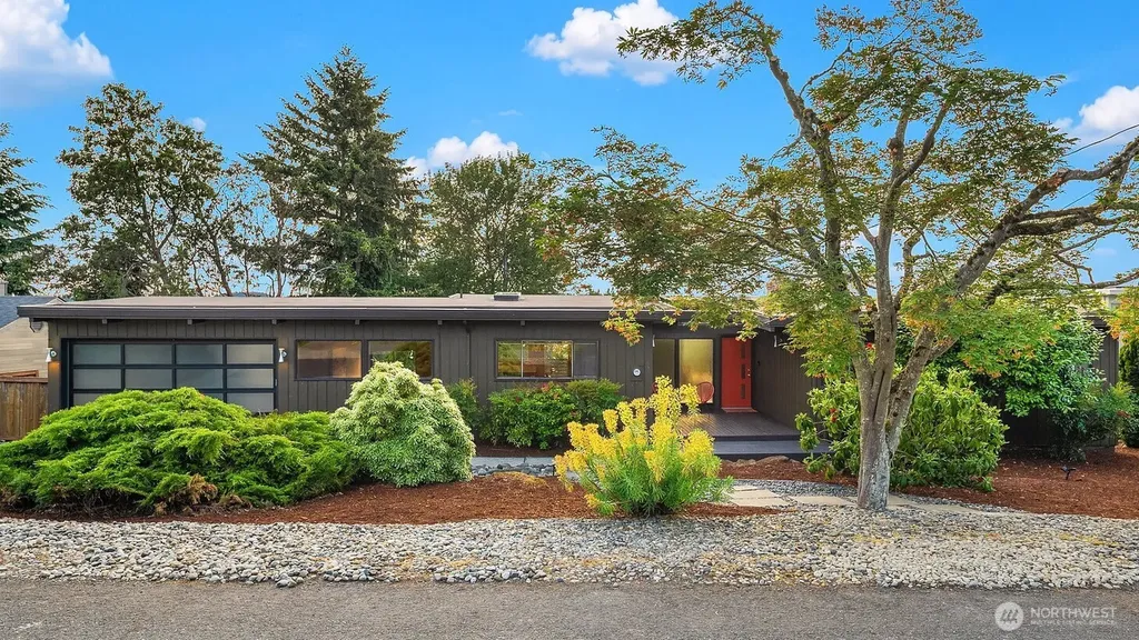 15717 62nd Avenue NE Kenmore WA 98028