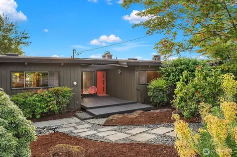 15717 62nd Avenue NE Kenmore WA 98028