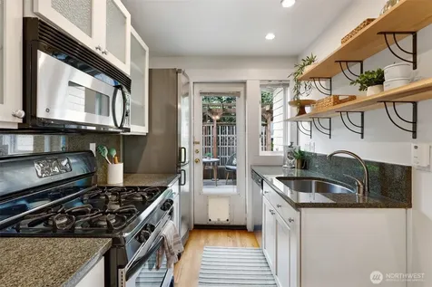 1601 22nd Avenue Seattle WA 98122