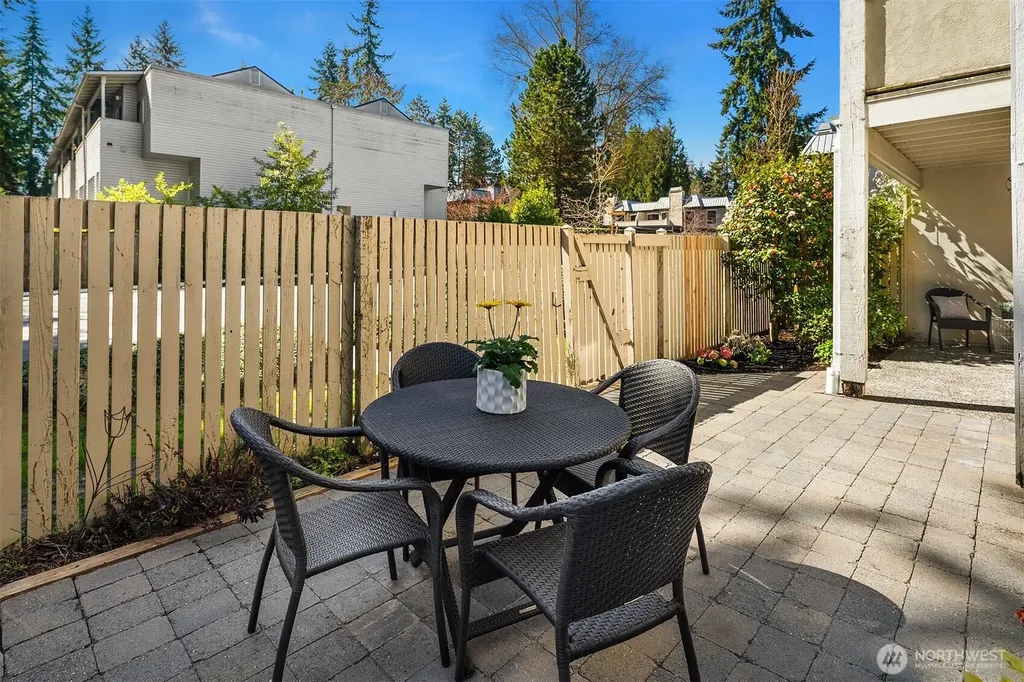 1606 103rd Place NE Bellevue WA 98004