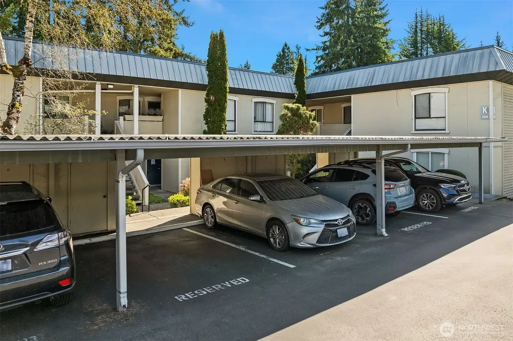 1606 103rd Place NE Bellevue WA 98004