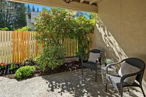 1606 103rd Place NE Bellevue WA 98004