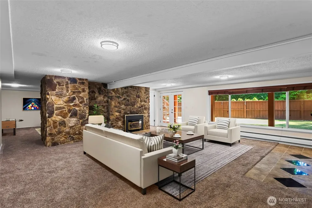1 Beach Lane SW Lakewood WA 98498